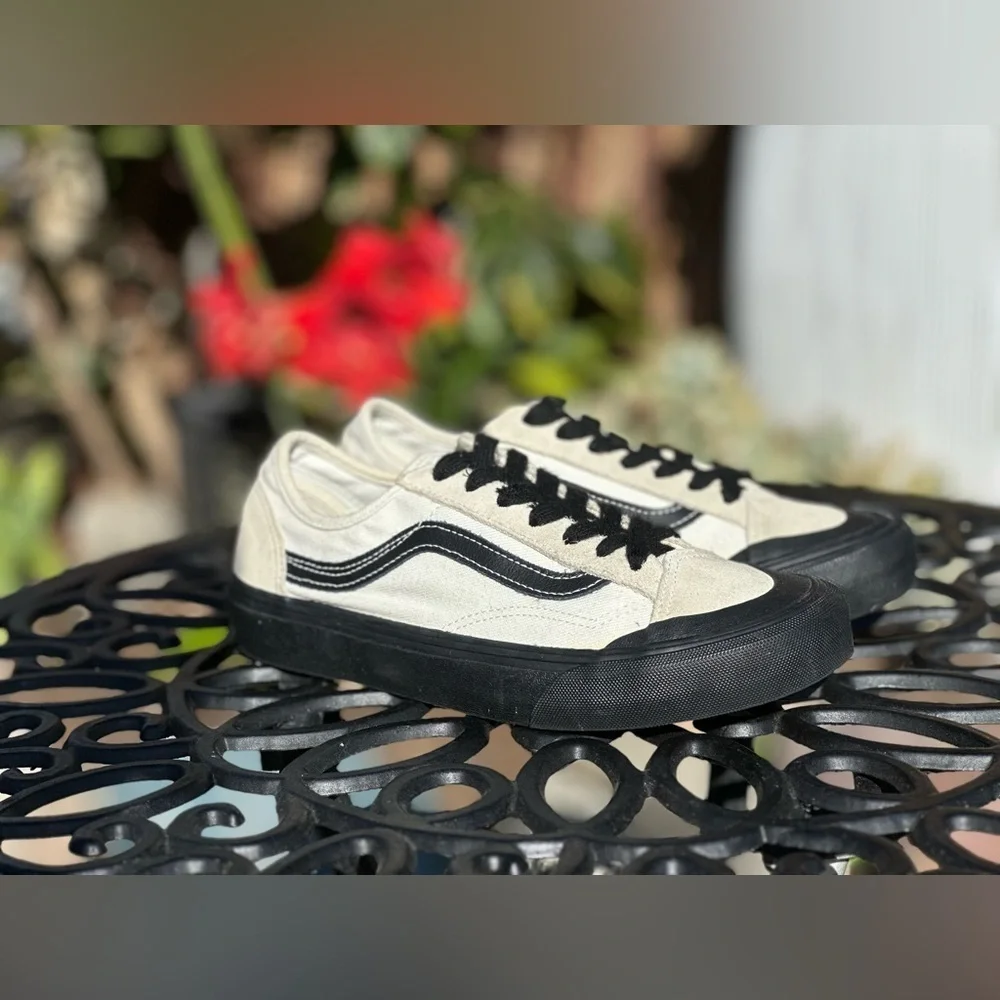 Vans —